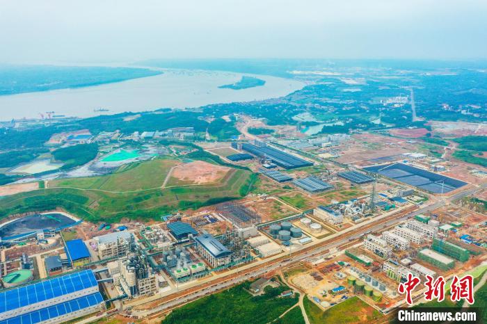 湖北宜都全面完成沿江化工企業(yè)“關改搬轉(zhuǎn)”